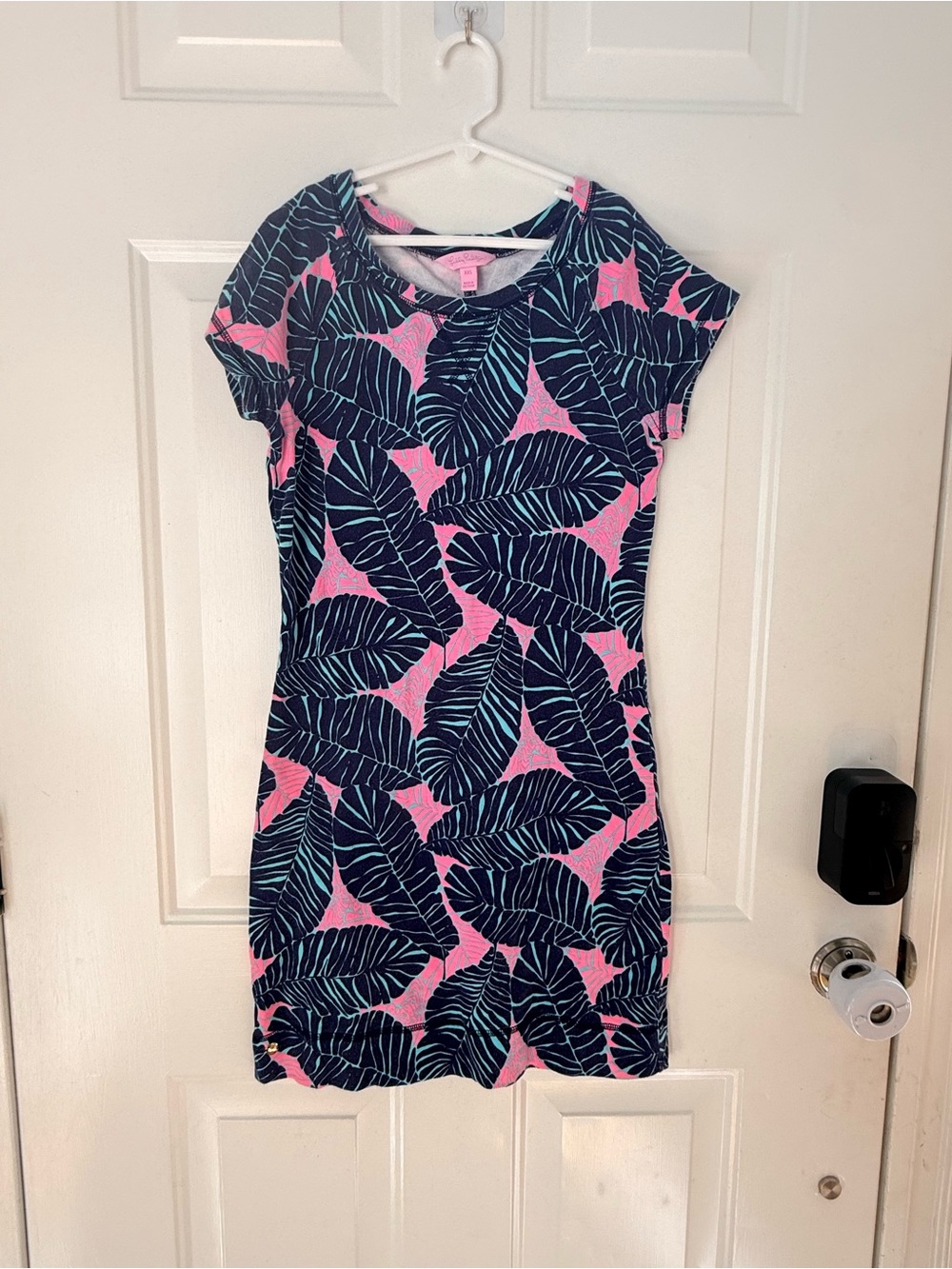 Pink & Navy Leaf-Print Short Sleeve Dress